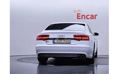 audi-s8 - 3