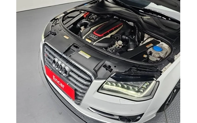 audi-s8 - 5