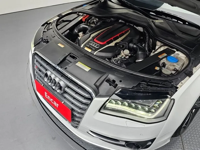 Audi S8 4.0 TFSI Quattro - автомобили, коли, обяви за нови и употребявани 5