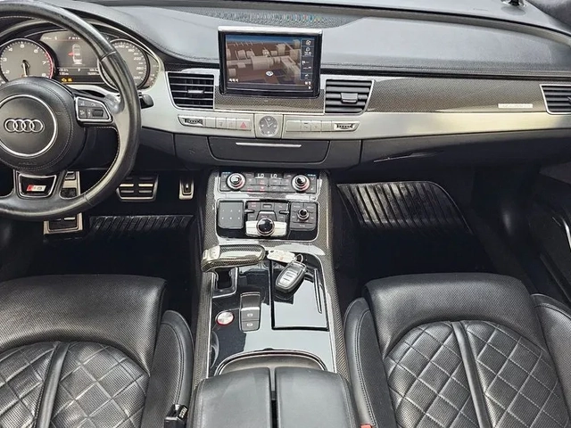 Audi S8 4.0 TFSI Quattro - автомобили, коли, обяви за нови и употребявани 6