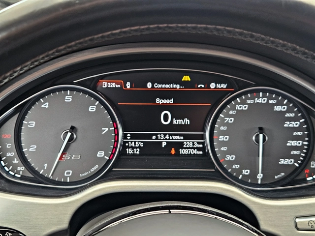 Audi S8 PLUS/ABT700PS/MATRIX/360CAM/DISTR/МАСАЖ/ОБДУХ/ВАКУ - автомобили, коли, обяви за нови и употребявани 8