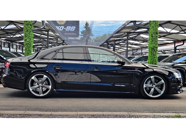 Audi S8 ! PLUS/CERAMIC/DISTR/360CAM/МАСАЖ/ОБДУХ/ВАКУУМ/LIZ - автомобили, коли, обяви за нови и употребявани 3