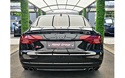 audi-s8 - 5