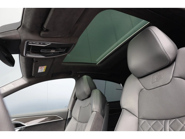 Audi S8 * CARBON* CERAMIC BRAKE* B&O* PANO* 360* - автомобили, коли, обяви за нови и употребявани 12
