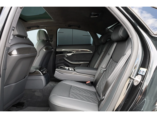 Audi S8 * CARBON* CERAMIC BRAKE* B&O* PANO* 360* - автомобили, коли, обяви за нови и употребявани 16