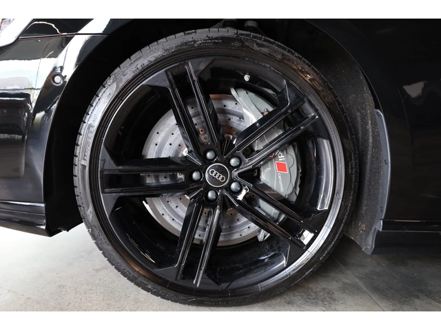 Audi S8 * CARBON* CERAMIC BRAKE* B&O* PANO* 360* - автомобили, коли, обяви за нови и употребявани 4