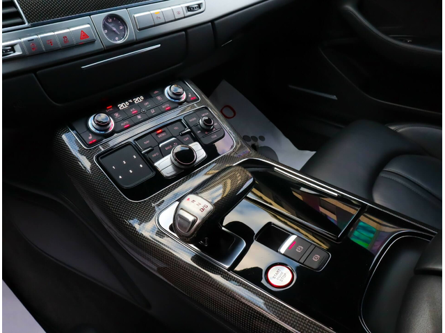Audi S8 Matrix/4.0TFSI/Carbon/Bose/Камера/Side Assist/ - автомобили, коли, обяви за нови и употребявани 11