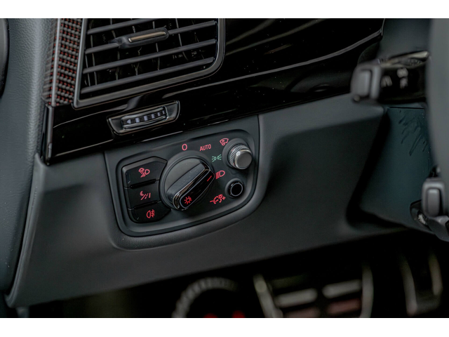 Audi S8 Plus/Bang&Olufsen/Exclusive/HuD/Камера 360/Карбон/Керамика - автомобили, коли, обяви за нови и употребявани 10