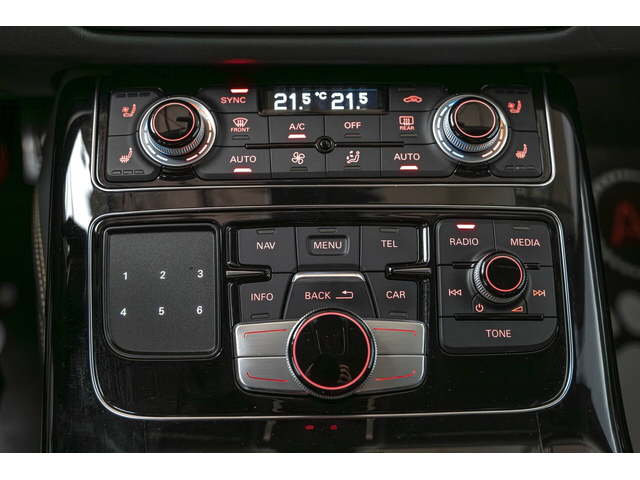 Audi S8 Plus/Bang&Olufsen/Exclusive/HuD/Камера 360/Карбон/Керамика - автомобили, коли, обяви за нови и употребявани 11