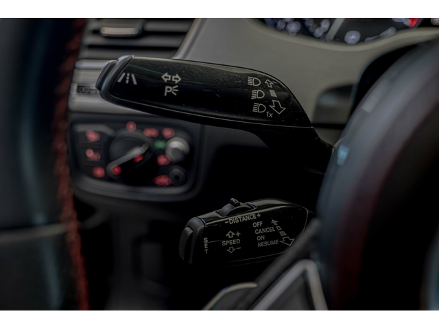 Audi S8 PLUS/Exclusive/RSE/B&O/Distr./Камера 360/Kерамика - автомобили, коли, обяви за нови и употребявани 12