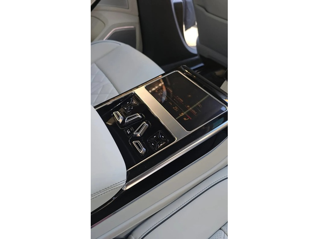 Audi S8 S8 4.0 TFSI V8 Mild Hybrid Quattro - автомобили, коли, обяви за нови и употребявани 13