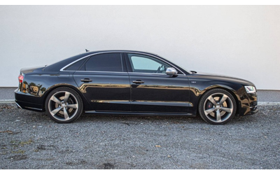 audi-s8-s8-4-0tfsi-quattro - 1