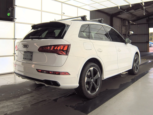 Audi SQ5 PRESTIGE* MATRIX* BLACK OPTIC* DISTRO* HEADUP* 360 - автомобили, коли, обяви за нови и употребявани 3