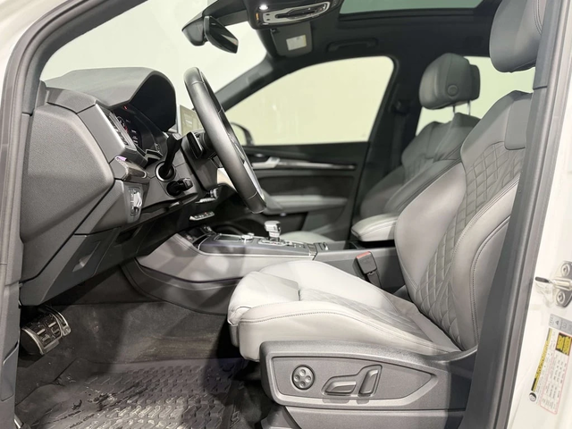 Audi SQ5 * quattro Prestige * CARFAX * ЦЕНА ДО БГ - автомобили, коли, обяви за нови и употребявани 13