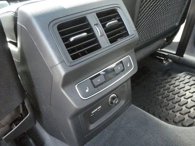 Audi SQ5 PRESTIGE TECHNIK DIGITAL/ПОДГРЕВИ/ПАНО/ПЕРФЕКТЕН! - автомобили, коли, обяви за нови и употребявани 11