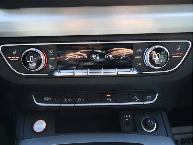 Audi SQ5 3.0T PRESTIGE AWD CERTIFIED * ACCIDENT FREE* - автомобили, коли, обяви за нови и употребявани 13