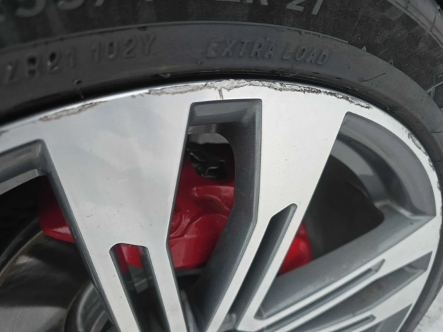 Audi SQ5 Technik* 360View* 21ichWheel-pkg* Подгрев* Пано - автомобили, коли, обяви за нови и употребявани 13