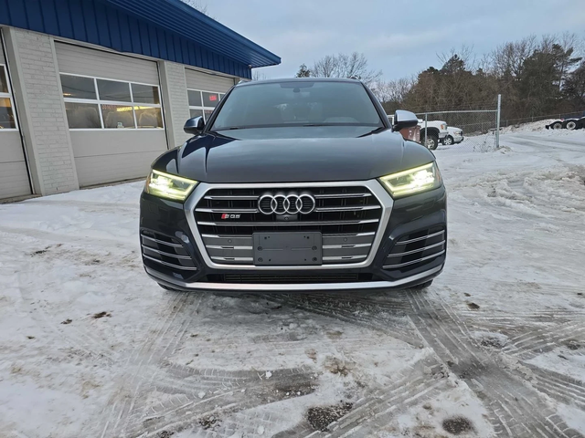 Audi SQ5 Technik* 360View* 21ichWheel-pkg* Подгрев* Пано - автомобили, коли, обяви за нови и употребявани 1