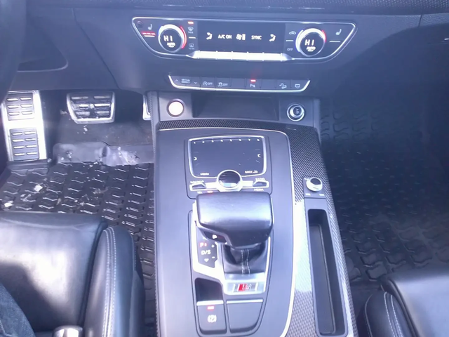 Audi SQ5 MATRIX| PROGRESSIVE| PANO| 8ZF| 360| CARBON - автомобили, коли, обяви за нови и употребявани 10