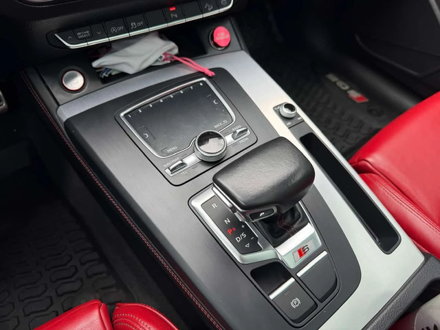 Audi SQ5 Progressiv/ПАНОРАМА/БЕЗ ИНЦИДЕНТИ - автомобили, коли, обяви за нови и употребявани 9