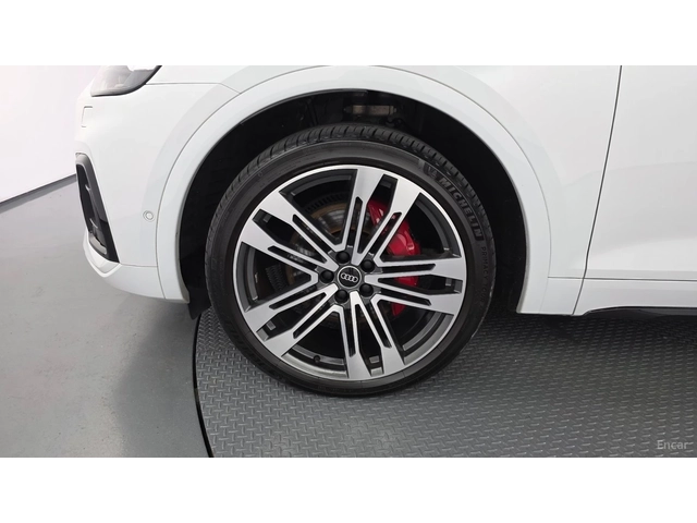 Audi SQ5 3.0 TFSI QUATTRO* HUD* 360* КОЖА* ПАНО* НАВИ - автомобили, коли, обяви за нови и употребявани 4