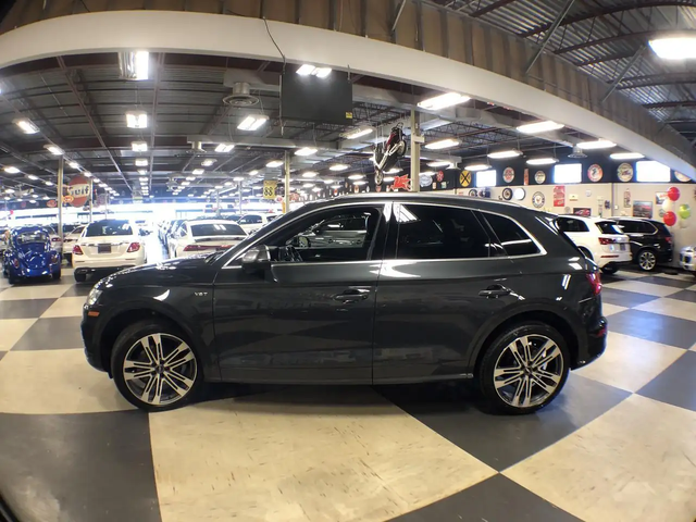 Audi SQ5 TECHNIK AWD LEATHER PAN/ROOF NAV B/SPOT 360 CAMERA All Wheel Drive - автомобили, коли, обяви за нови и употребявани 3