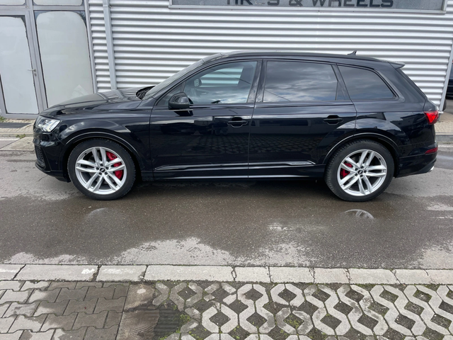 Audi SQ7 4.0V8TDI+ S-line+ Matrix+ Bose+ Key Less Go+ Full - автомобили, коли, обяви за нови и употребявани 1