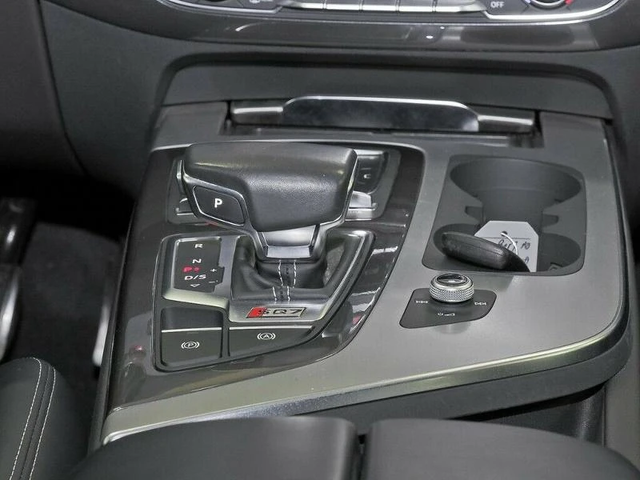 Audi SQ7 4.0 TDI quattro - автомобили, коли, обяви за нови и употребявани 12