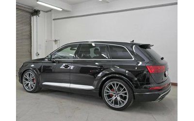 audi-sq7 - 2