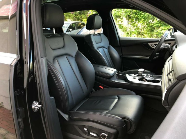 Audi SQ7 4.0 TDI quattro - автомобили, коли, обяви за нови и употребявани 12