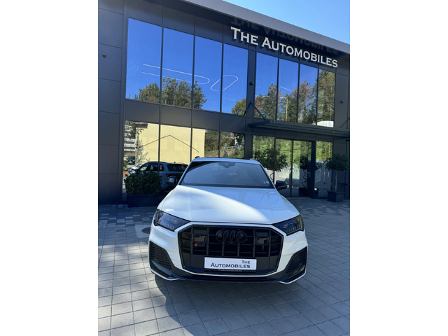 Audi SQ7 4.0 S-Line - автомобили, коли, обяви за нови и употребявани 0