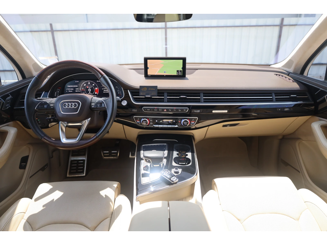 Audi SQ7 SQ7 - автомобили, коли, обяви за нови и употребявани 11