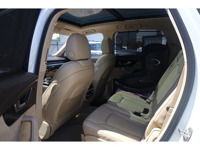 Audi SQ7 SQ7 - автомобили, коли, обяви за нови и употребявани 9