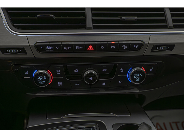 Audi SQ7 4.0TDI/HuD/Virtual/Night/Bose/Камера - автомобили, коли, обяви за нови и употребявани 12