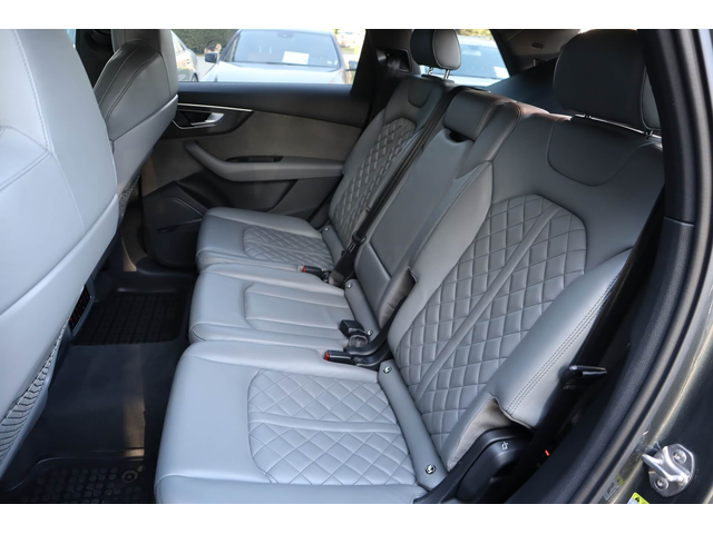 Audi SQ7 4.0TDI/Quattro/HuD/Камера 360/Карбон/Панорама/Bose - автомобили, коли, обяви за нови и употребявани 9