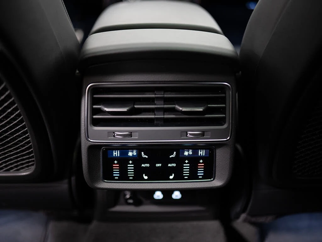 Audi SQ7 4.0TFSI* AвтоКредит * (ЦЕНА ДО БГ) - автомобили, коли, обяви за нови и употребявани 15