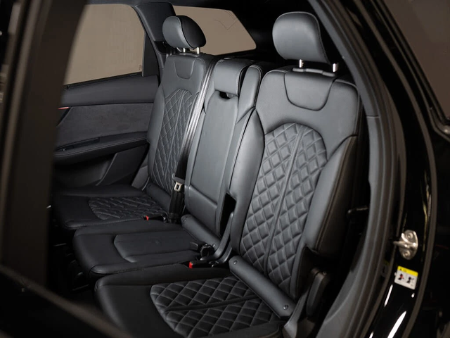 Audi SQ7 4.0TFSI* AвтоКредит * (ЦЕНА ДО БГ) - автомобили, коли, обяви за нови и употребявани 8