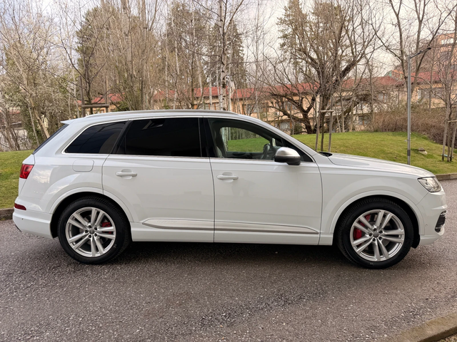 Audi SQ7 4.0TDI / TV / 7 МЕСТЕН - автомобили, коли, обяви за нови и употребявани 7