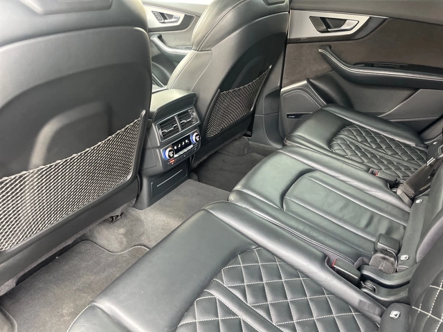 Audi SQ7 SQ7 CERAMIC - автомобили, коли, обяви за нови и употребявани 7