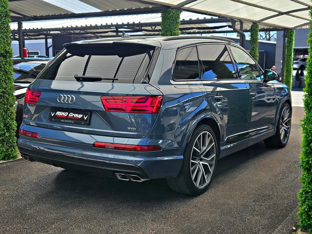 Audi SQ7 ! CERAMIC/EXCLUSIVE/DISTR/CAMERA/BOSE/PANO/ВАКУМ/L - автомобили, коли, обяви за нови и употребявани 4