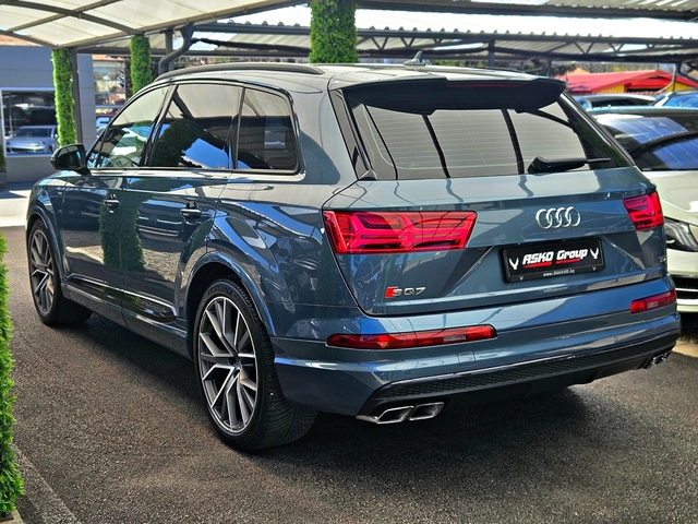 Audi SQ7 ! CERAMIC/EXCLUSIVE/DISTR/CAMERA/BOSE/PANO/ВАКУМ/L - автомобили, коли, обяви за нови и употребявани 6