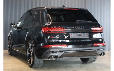 audi-sq7 - 4