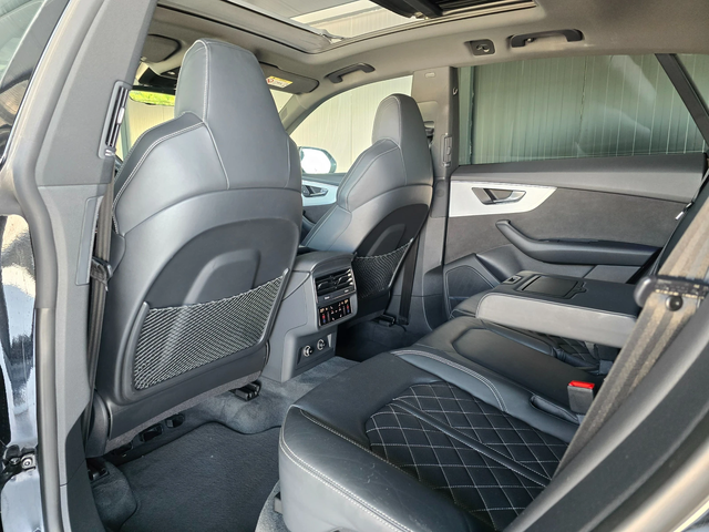 Audi SQ8 * RS interior* SQ8* Pano* B & O* 360* 22 inch* - автомобили, коли, обяви за нови и употребявани 10