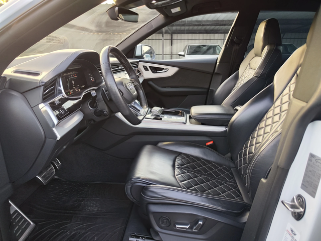 Audi SQ8 360CAM* B&Q* DISTRONIC* LAZER* RECARO* MEMORY* LIZ - автомобили, коли, обяви за нови и употребявани 4