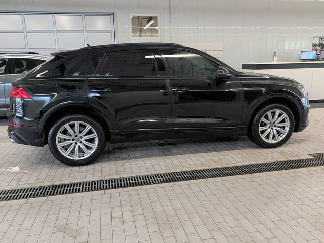 Audi SQ8 * 4.0 TFSI quattro * CARFAX * ЦЕНА ДО БГ - автомобили, коли, обяви за нови и употребявани 2