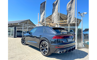 audi-sq8 - 2