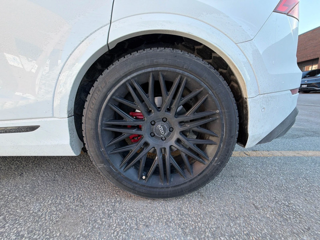 Audi SQ8 С РЕГИСТРАЦИЯ & АВТО КРЕДИТ - автомобили, коли, обяви за нови и употребявани 5