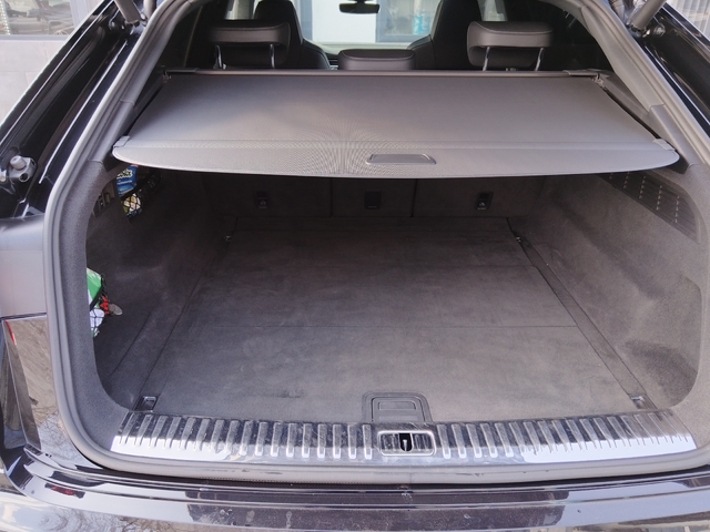 Audi SQ8 - автомобили, коли, обяви за нови и употребявани 13