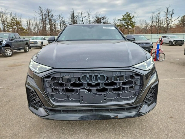 Audi SQ8 PRESTIGE| DISTRONIC| MATRIX| B&O| PANO| 360 - автомобили, коли, обяви за нови и употребявани 0