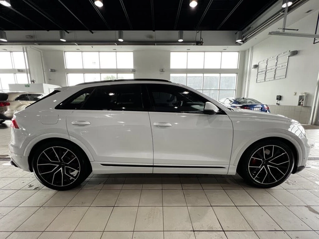 Audi SQ8 4.0T* BLACK OPTIC* МАСАЖ* ОБДУХВАНЕ* КРАЙНА ЦЕНА - автомобили, коли, обяви за нови и употребявани 7